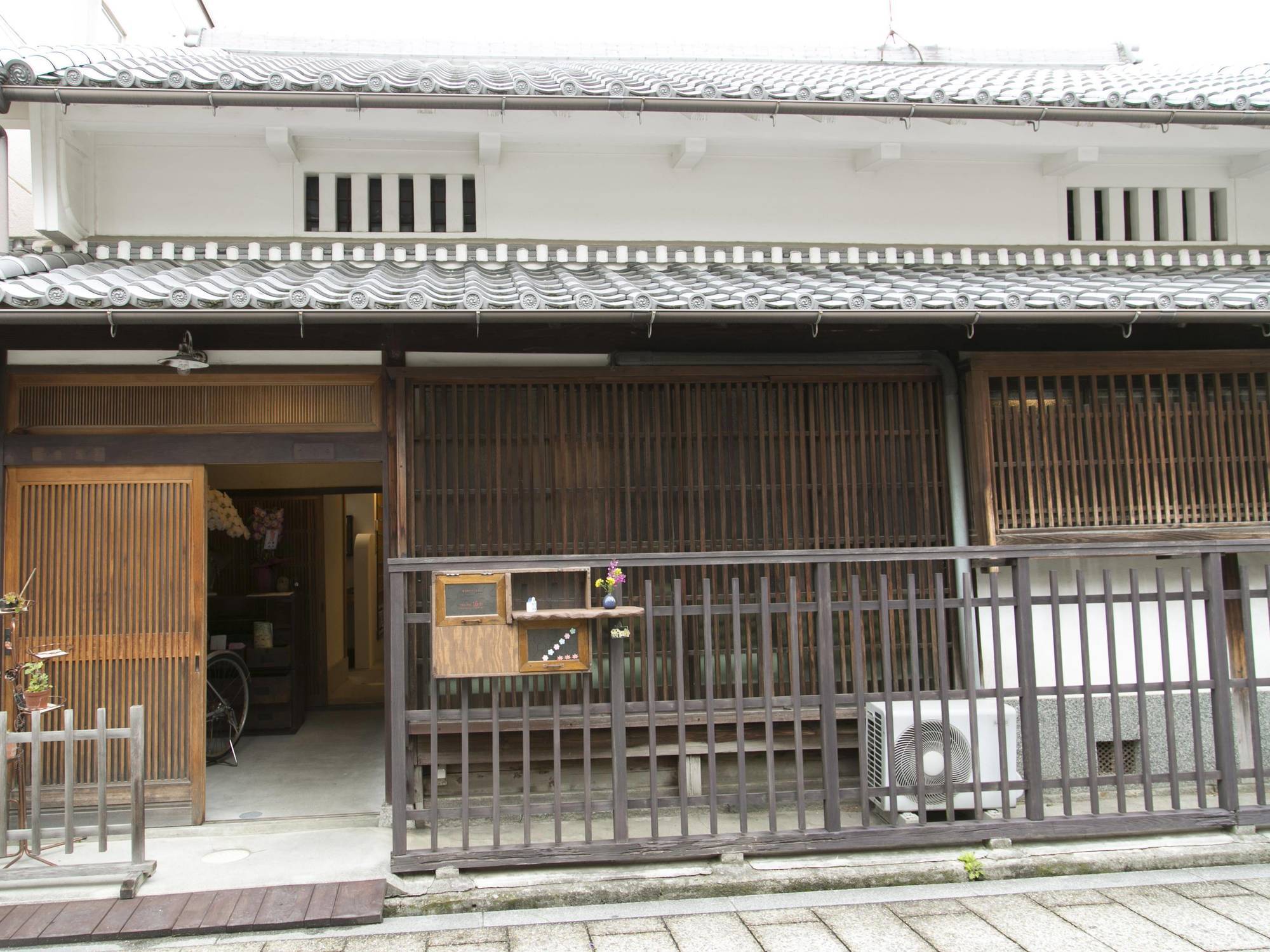 Female-Only Guesthouse Tomari-Ya Tondabayashi Exterior photo